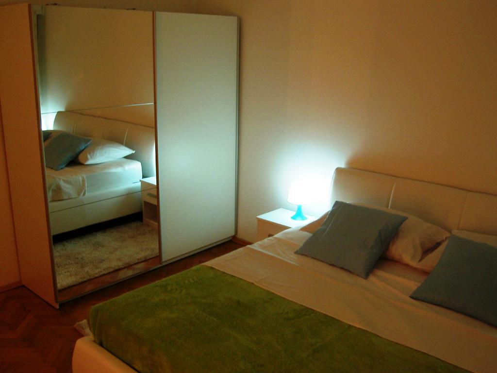 Apartment Jere & Anka Примоштен Экстерьер фото